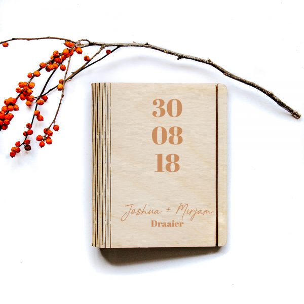 Houten Trouwboekje Datum