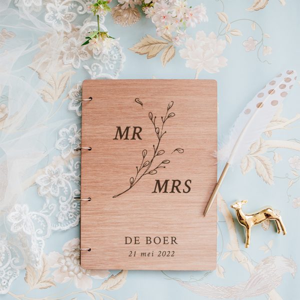 Gastenboek Hout Mr & Mrs Botanisch