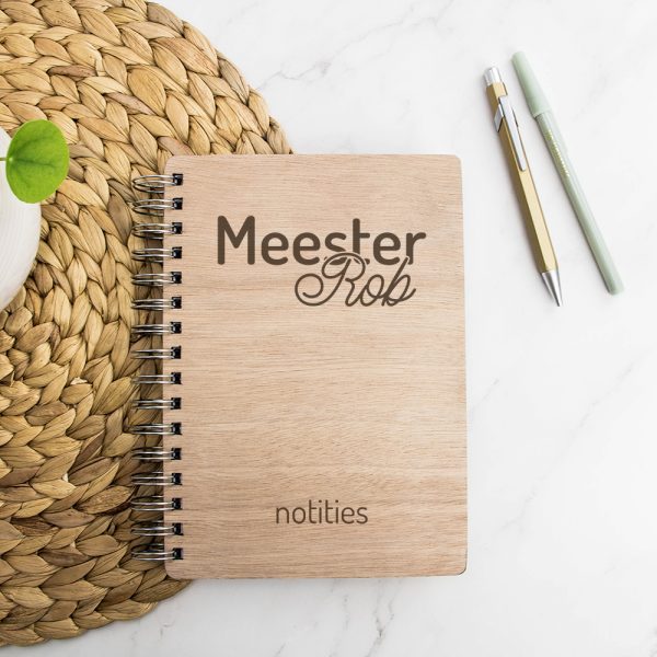 Houten Notitieboek Juf / Meester - Naam